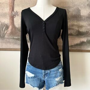 American Eagle Outfitters Black V-Neck Long Sleeve Blouse with Buttons